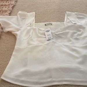 NWT white summer top, size medium
